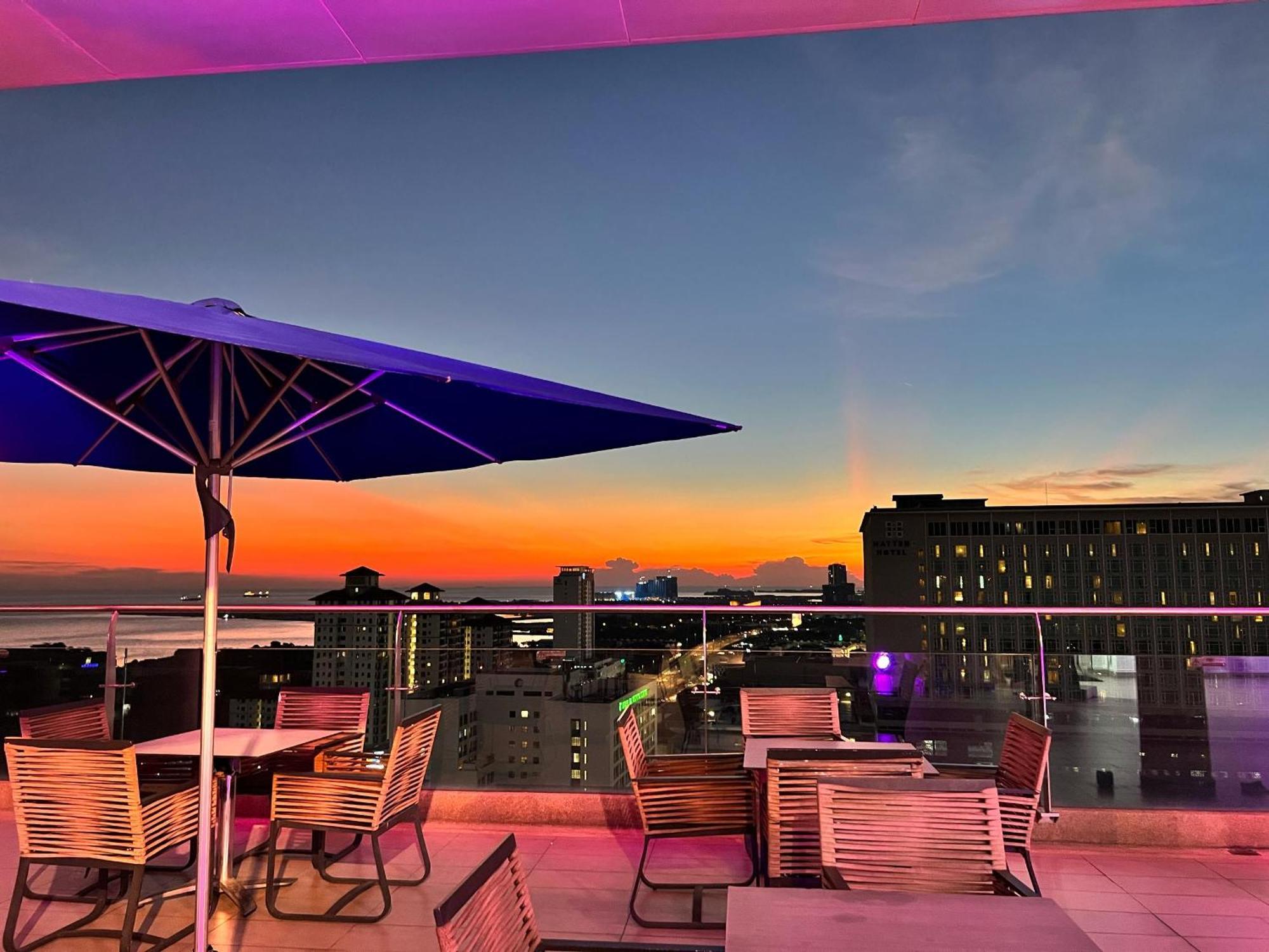 Managed By The Straits & Hotel 4*